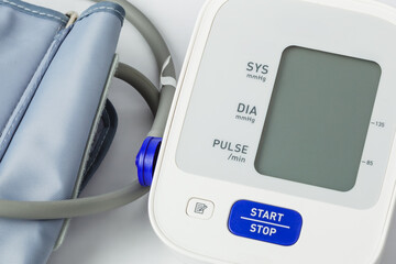 Digital blood pressure monitor