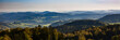Panorama Bayerischer Wald - Landschaft mit. Aussicht, Wälder, Täler, Schluchten, Berge im Freistaat Bayern, Banner, Bannergröße, Hintergrund