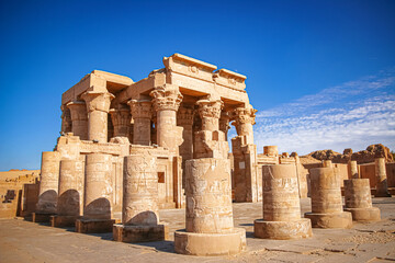 Wall Mural - The ruins of the ancient temple of Sebek in Kom - Ombo, Egypt.