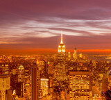 Fototapeta Miasta - View of New York Manhattan during sunset hours