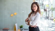 Image Of Asian Businesswoman Confident In Work, Be Creative In Office Work.