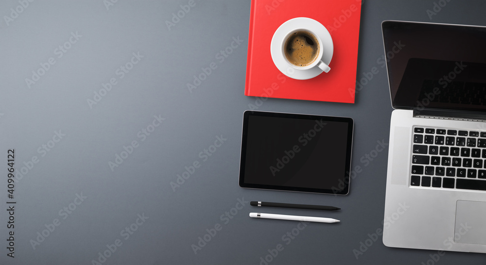 Flat lay top view office desk working space with laptop on gray background. Copy space. - obrazy, fototapety, plakaty 