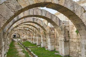 Wall Mural - Smyrna agora. Ancient ruins attract the attention of tourists and photographers.