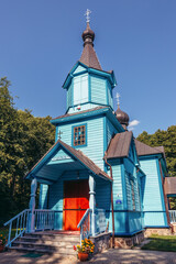 Canvas Print - Blue wooden Orthodox church in Koterka village, Podlasie region, Poland