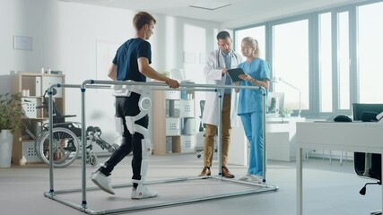 Aufkleber - Modern Hospital High-Tech Physical Therapy: Patient with Back Injury Wearing Advanced Robotic Exoskeleton Walks. Physiotherapist, Rehabilitation Doctor Scientists Assist, Help Disabled Person