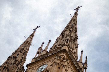 basílica de Luján en Buenos Aires. Arquitectura Neogótica