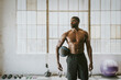 © rawpixel.com - Medicine ball workout
