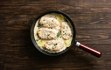 Chicken breast in creamy garlic sauce