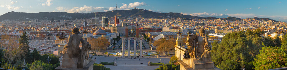 Wall Mural - Barcelona - The panorama from the Palace Real with the Plaza Espana at the sunset light.