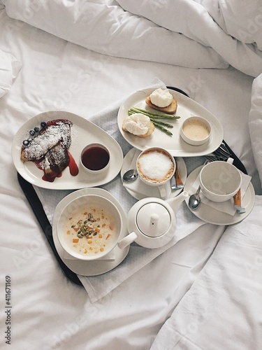 High Angle View Of Breakfast On Bed © яна бруева/EyeEm