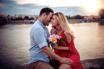 Sticker - Happy couple with flower