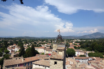 Wall Mural - Belfried und Altstadt von Malaucene, Provence