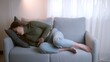 © M21Perfect - The woman with severe abdominal pain and abdominal pain in her body