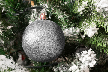 Canvas Print - Ball on christmas tree