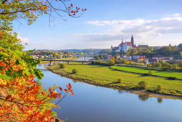 Wall Mural - Blick auf die Stadt Meissen im Herbst, Sachsen, Deutschland - View of Meissen city in autumn, Saxony