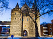 © mitifoto - Das Obertor in Neuss, das einzig erhaltene historische Stadttor