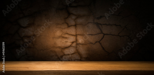 Obraz Dibond Old wooden barrel on a brown background