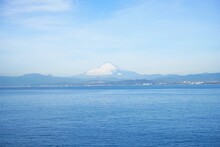 Mount Fuji From Enoshima Island Under Blue Sky In Kamakura, Japan - 富士山 江ノ島からの眺望 神奈川県 日本