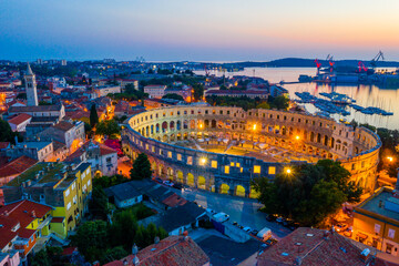 Poster - Sunset aerial view of Roman amphitheatre in Pula, Croatia