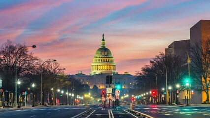 Wall Mural - Timelapse of Pennsylvania Avenue and US Capitol at night, Washington DC, USA