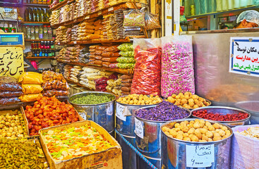 Wall Mural - The Eastern spices stall in Tehran's Grand Bazaar