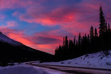 Wall Mural - Beautiful colorful sunset in the Canadian Rockies, Canada