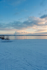 Sticker - Cospudener Lake in Leipzig on a cold day in Winter