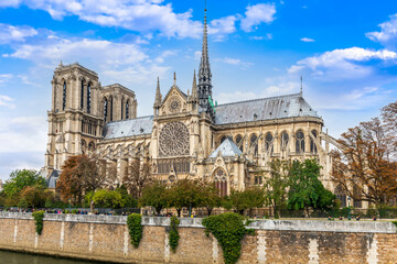 Wall Mural - Notre Dame Cathedral on Ile de la Cite in the heart of Paris, France