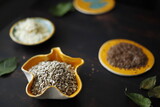 Fototapeta  - Pestki słonecznika w ceramicznej miseczce
