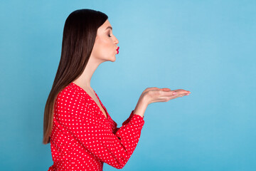 Canvas Print - Profile side view portrait of attractive dreamy glamorous girl sending air kiss 14 February isolated over vibrant blue color background