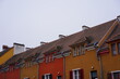 Häuserzeile der Gartenstadt Falkenberg in Berlin, sehenswerte, denkmalgeschützte Wohnsiedlung der Berliner Moderne