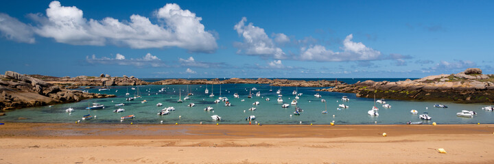 Wall Mural - Sailing boats on Coz-Pors beach in Tregastel, Côtes d'Armor, Brittany, France