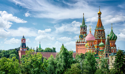 Wall Mural - Panoramic view of Moscow Kremlin and St Basil's Cathedral, Russia. Moscow. The Red Square., Spasskaya Tower symbol of Moscow and Russia.