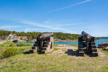 Wall Mural - View of the shore and old cannons, Bomarsund fortress, Aland islands, Finland