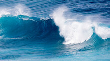 Maui, Hawaii. Waves Coming In At Ho'okipa Beach Park