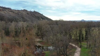 Sticker - survol du val d'Allier près d'Issoire dans le Puy-de-Dôme