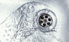 Water Drain Down On Stainless Steel Kitchen Sink