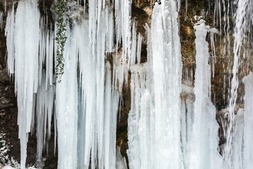 Poster - Waterfall in the snow