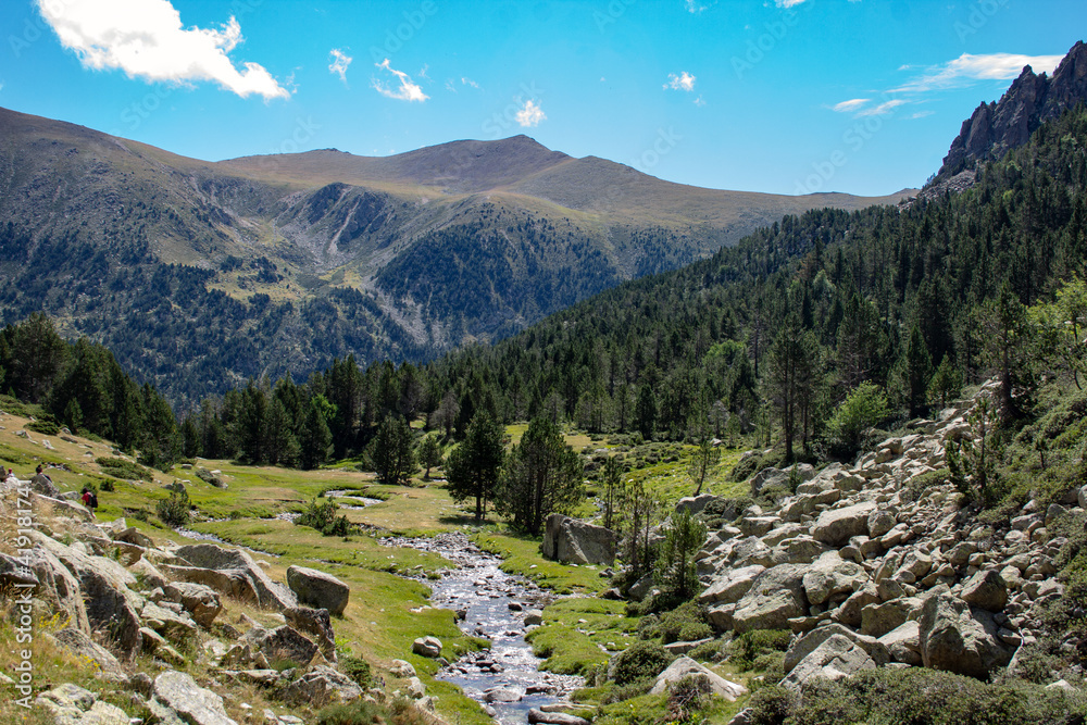 Obraz na płótnie Mountain valley in Andorra national park w salonie