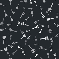 Grey Spatula icon isolated seamless pattern on black background. Kitchen spatula icon. BBQ spatula sign. Barbecue and grill tool. Vector.