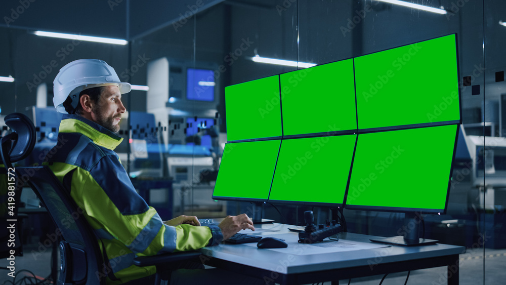 Factory Processing Screen Industry 4.0 Modern Factory: Facility Operator Controls Workshop ...