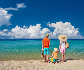 Poster - Family on beach in Greece