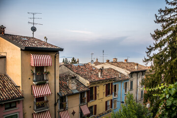 Wall Mural - Beautiful view of Desenzano and Lake Garda on an autumn evening. Desenzano, Verona, Italy