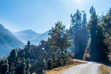 Wall Mural - mountain road, shoja, himachal pradesh, india