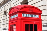 Fototapeta Londyn - London red telephone booth