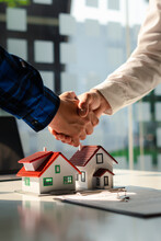 Buyers And Real Estate Agents Have Agreed To Buy And Sell By