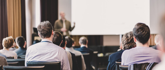 audience in the lecture hall.