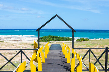 Wall Mural - Way to the beach, Baracoa, Cuba