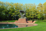 Fryderyk Chopin - pomnik w Łazienkach Królewskich w Warszawie