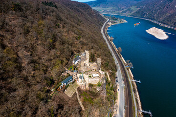 Wall Mural - Burg Rheinstein Luftbilder | Luftbildaufnahmen der Burg Rheinstein in Rheinland-Pfalz